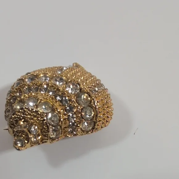 Nina Ricci Gold Vintage Conch Brooch - Picture 3 of 8